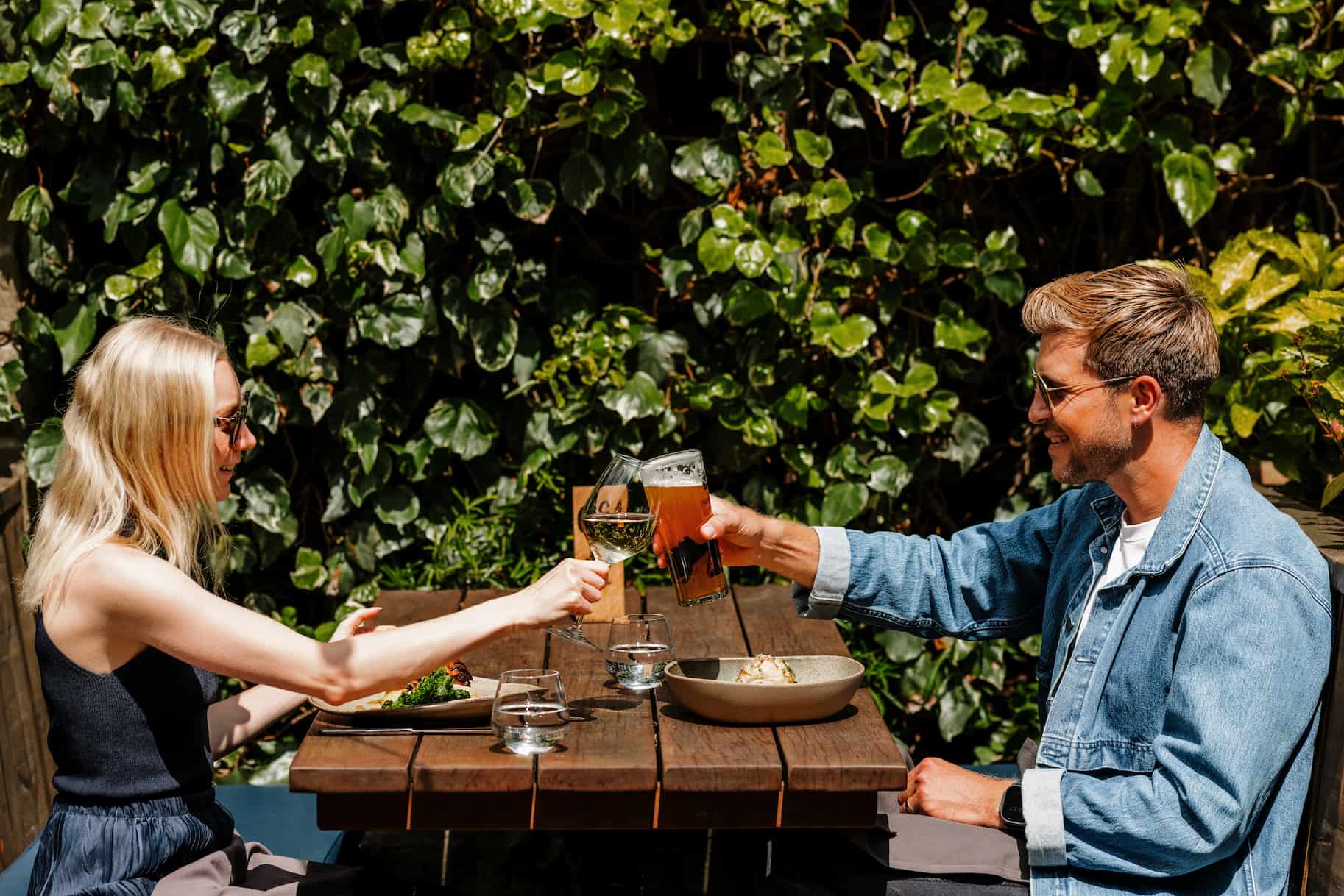 My Longbow has arrived! Get rewarded at The George